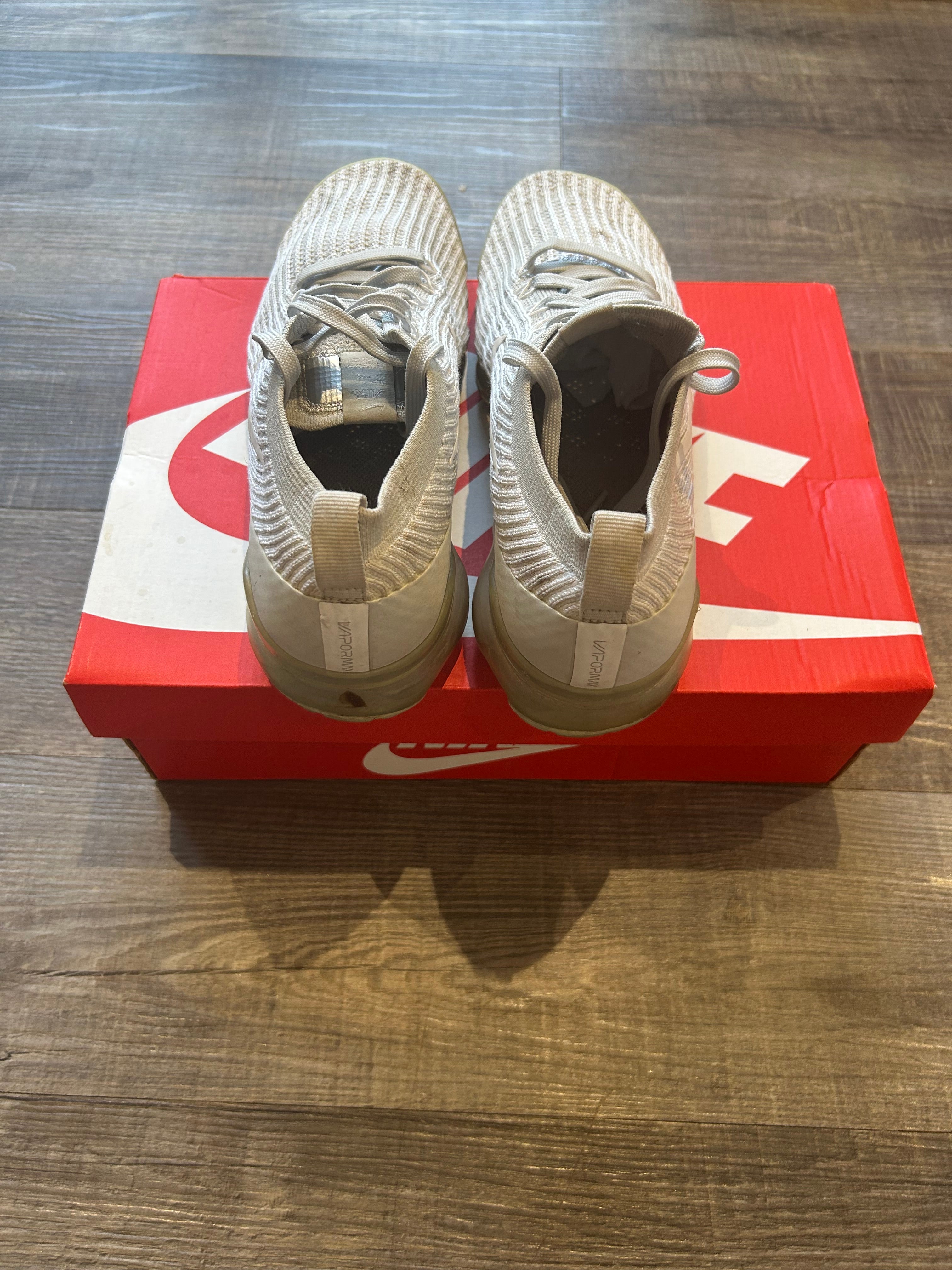 Nike Vapormax Triple Grey Uk8